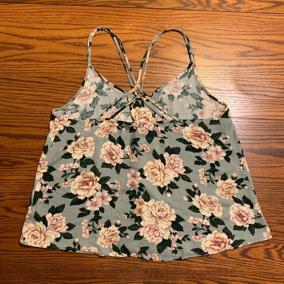 Women’s American Eagle cross cross tank top - Picture 4 of 4